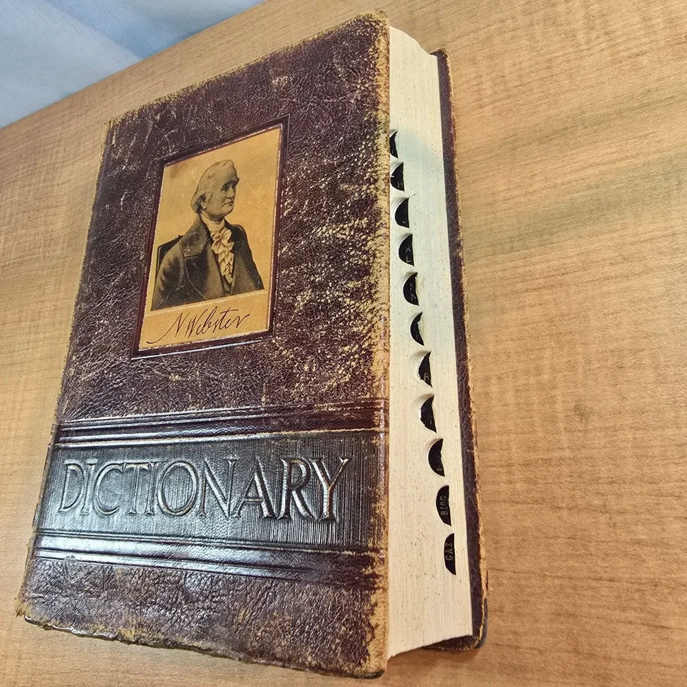 Webster's New Collegiate Dictionary Copyright 1951 Soft, Leatherlike Cover